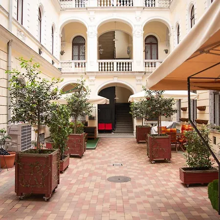 Danube Dwelling Akacfa 41 Apartman *