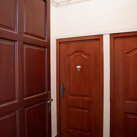 Danube Dwelling Akacfa 41 *