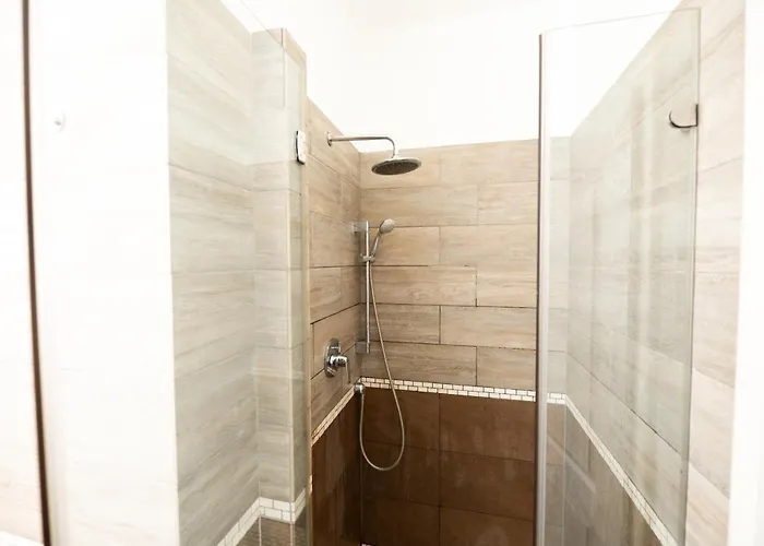 Danube Dwelling Akacfa 41 Budapeşte