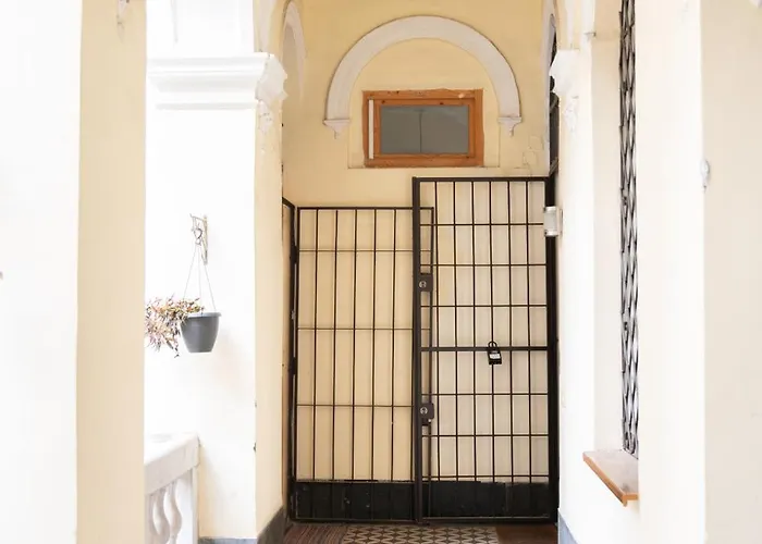 Danube Dwelling Akacfa 41 *